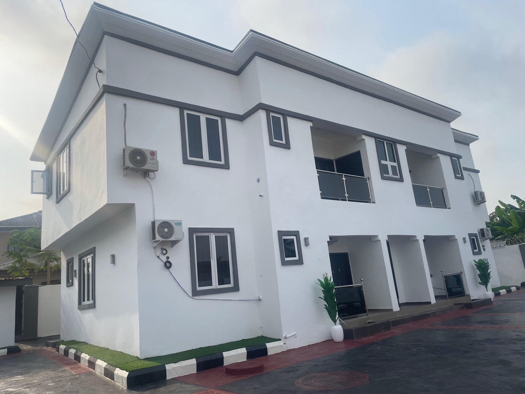 The Palms Apartment, Calabar